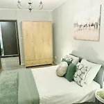 Good Time Centrum Strzelecka Poznaň