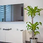 Good Time Centrum Strzelecka Apartmán *