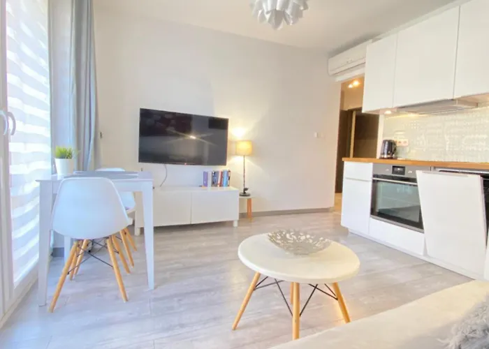 Good Time Centrum Strzelecka Lägenhet